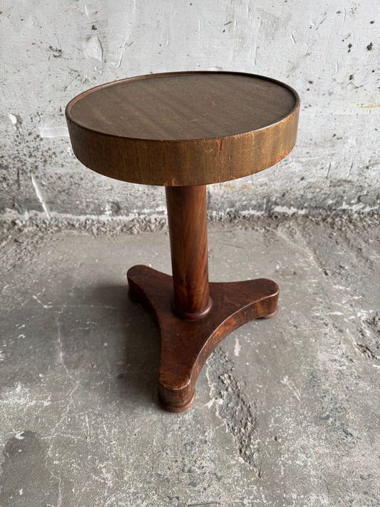 Vintage ronde bijzettafel met massief houten onderstel