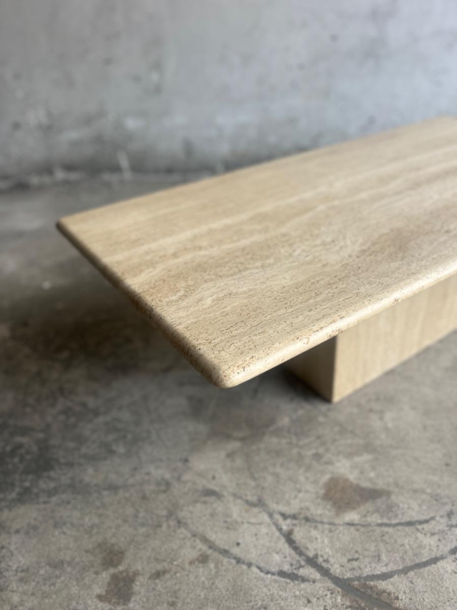 Vintage Italiaanse travertijn salontafel – jaren 80