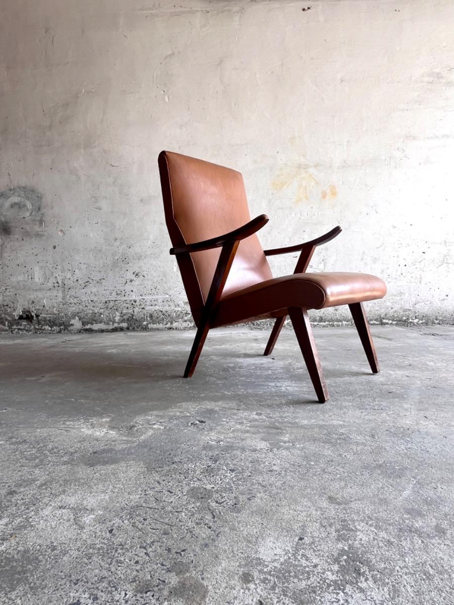 Vintage modernistische fauteuil in leder en hout