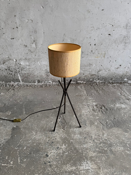 Vintage tafellamp in jaren 70 stijl