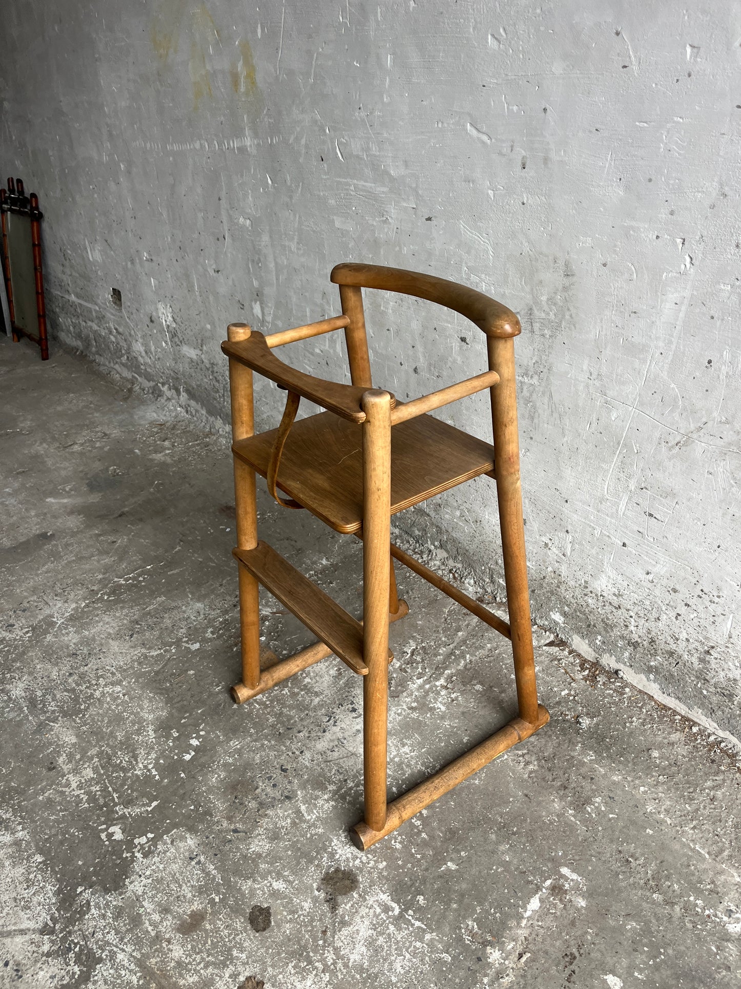 Scandinavian Children’s Chair in Solid Oak, 1960s