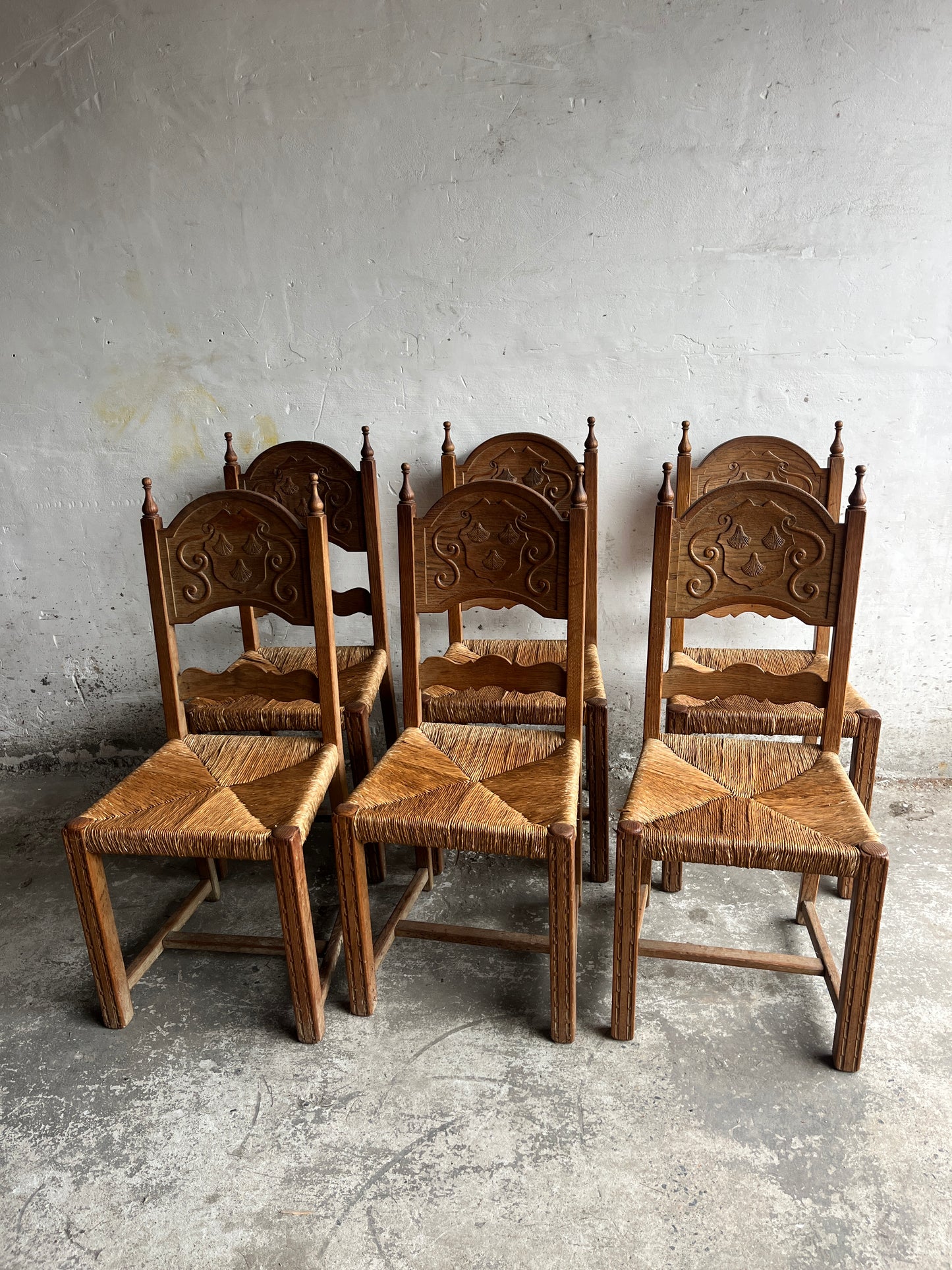 Set of 6 Carved Oak Rush Seat Chairs – 1950s
