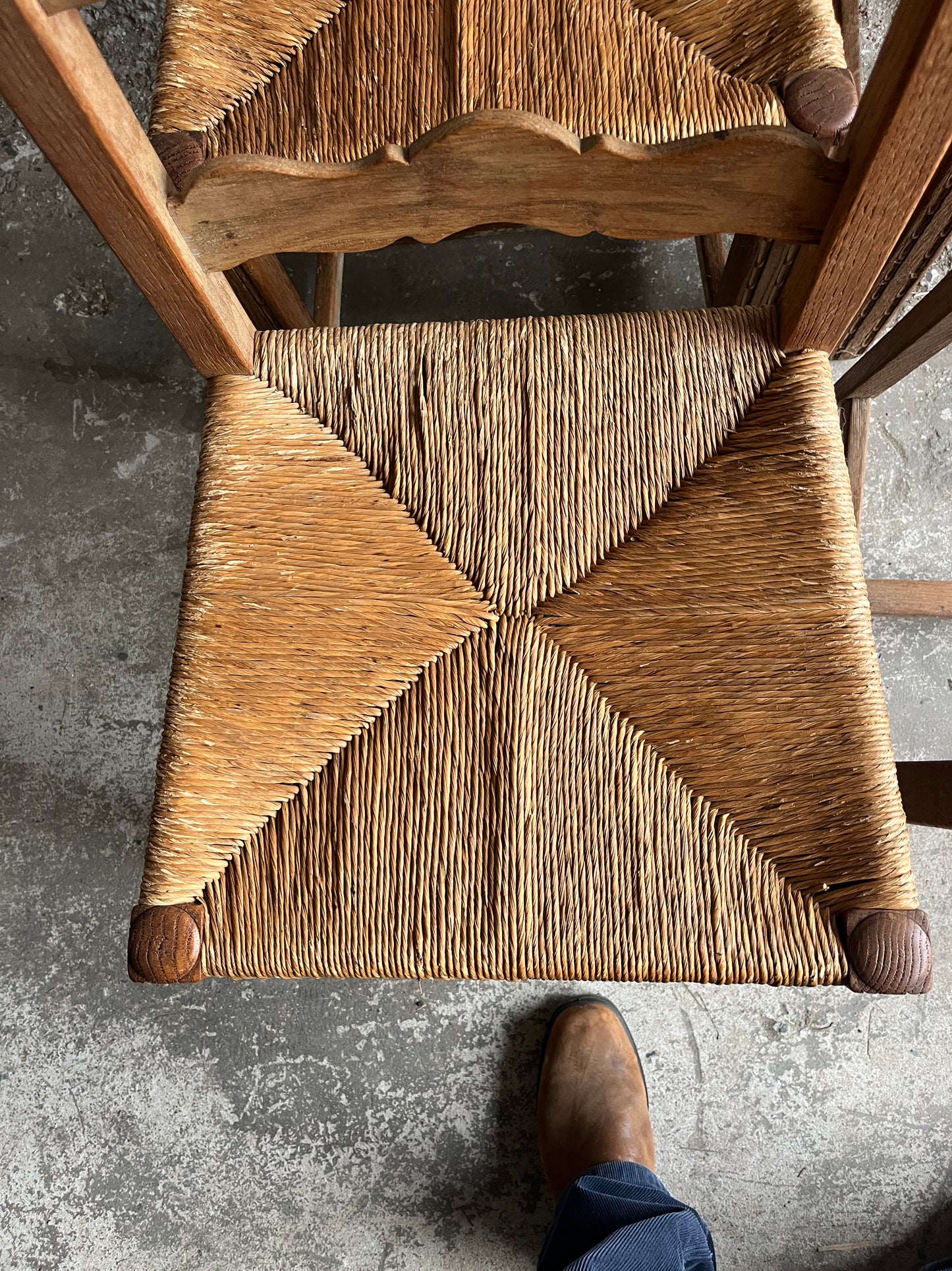 Set of 6 Carved Oak Rush Seat Chairs – 1950s