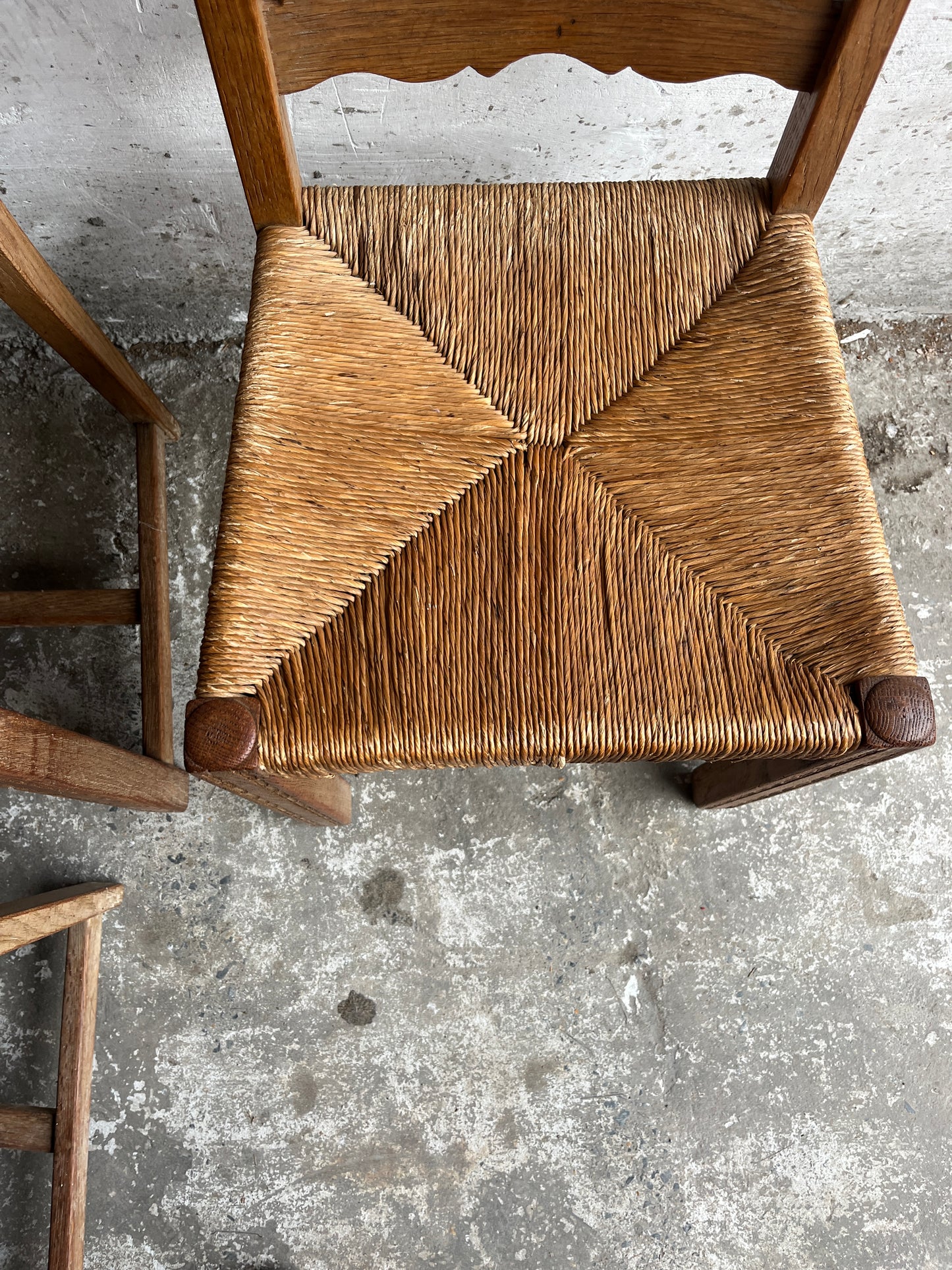 Set of 6 Carved Oak Rush Seat Chairs – 1950s