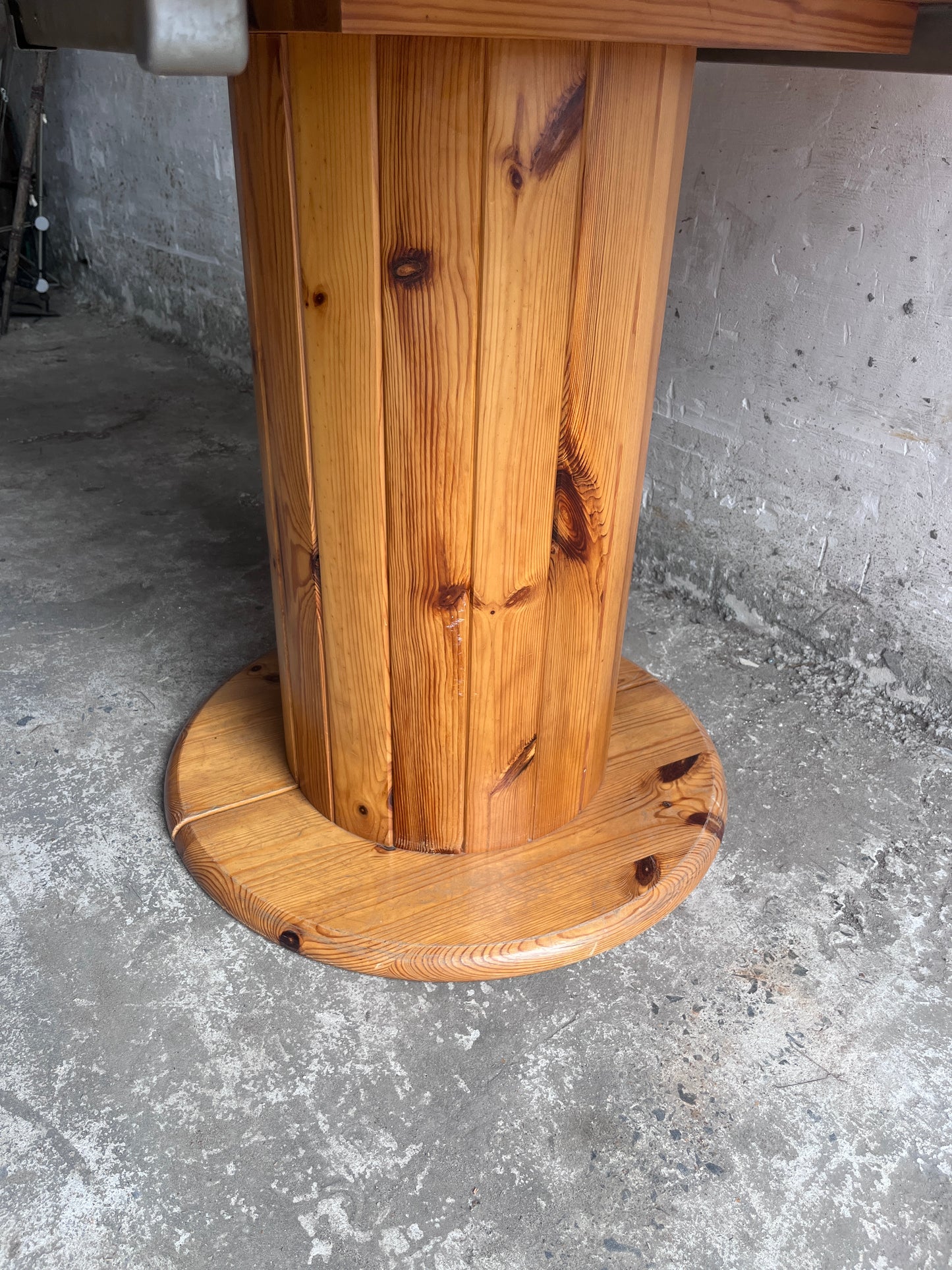 Solid Pine Round Dining Table 1970s