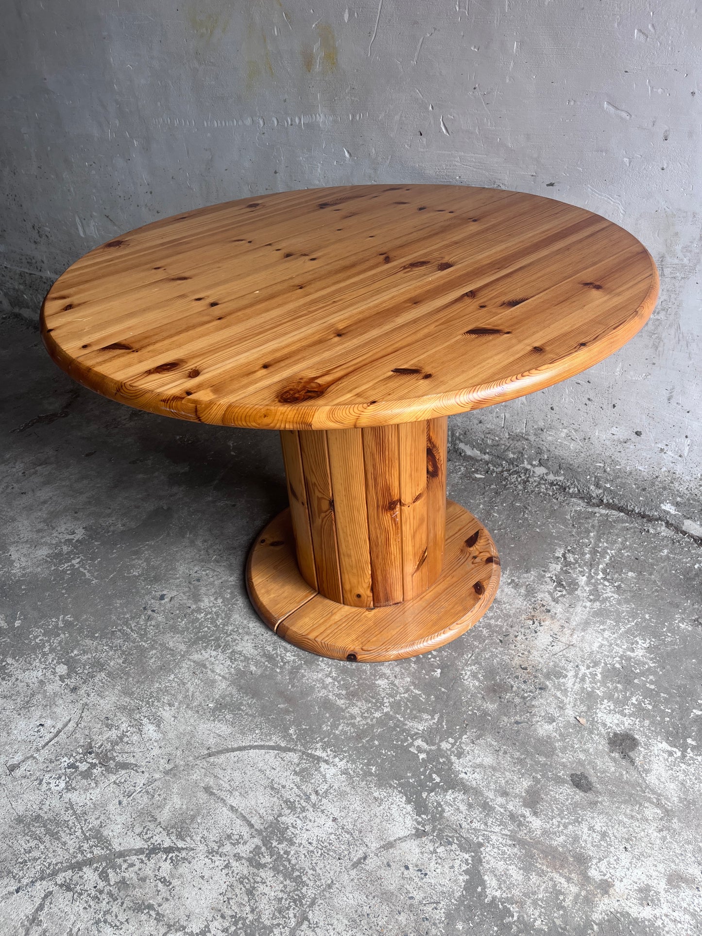 Solid Pine Round Dining Table 1970s