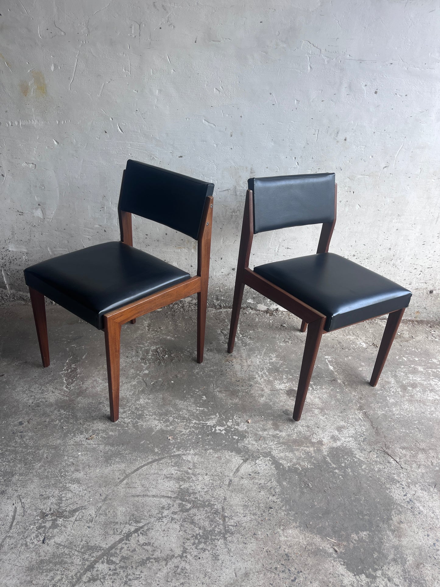 Pair of Mid-Century Dining Chairs, 1960s