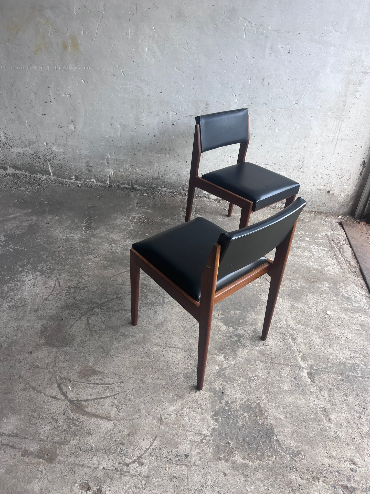 Pair of Mid-Century Dining Chairs, 1960s