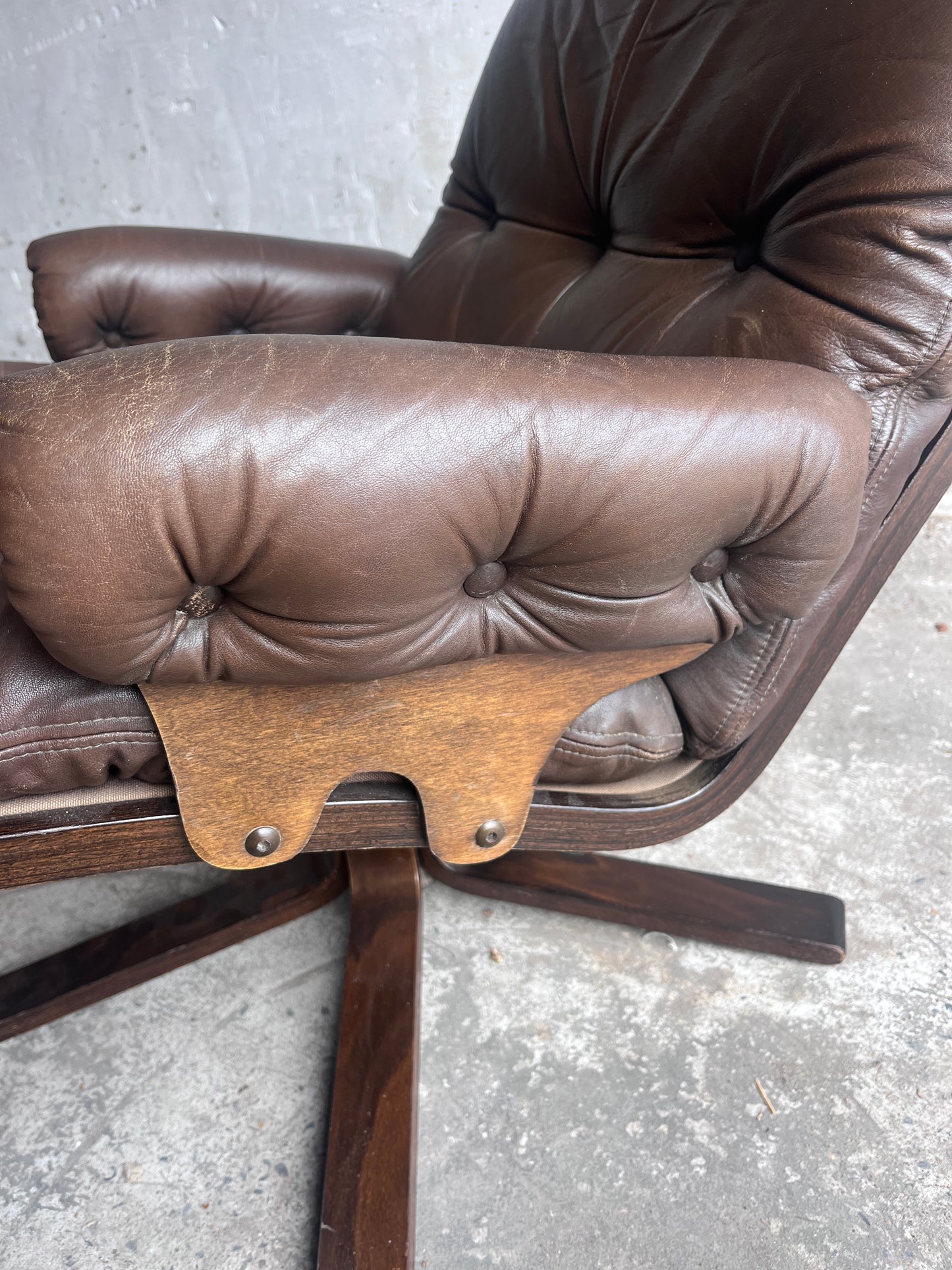 Vintage Scandinavian Leather Swivel Lounge Chair, 1970s