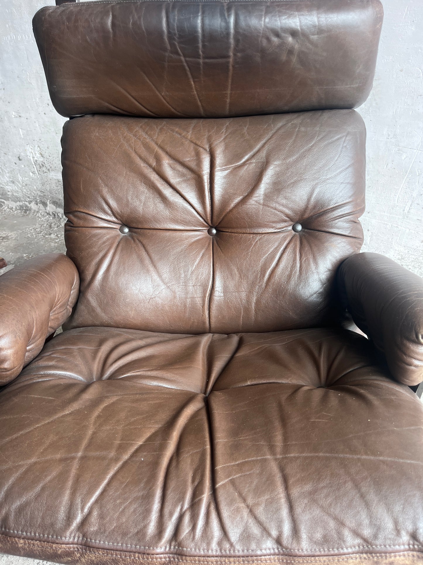 Vintage Scandinavian Leather Swivel Lounge Chair, 1970s