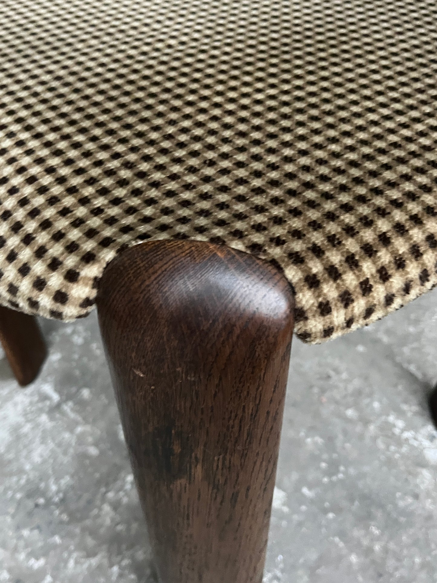 Vintage Curved-Back Dining Chairs – Set of 6