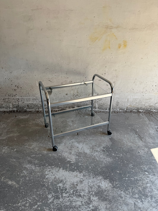 Vintage serveerwagen in chroom en glas