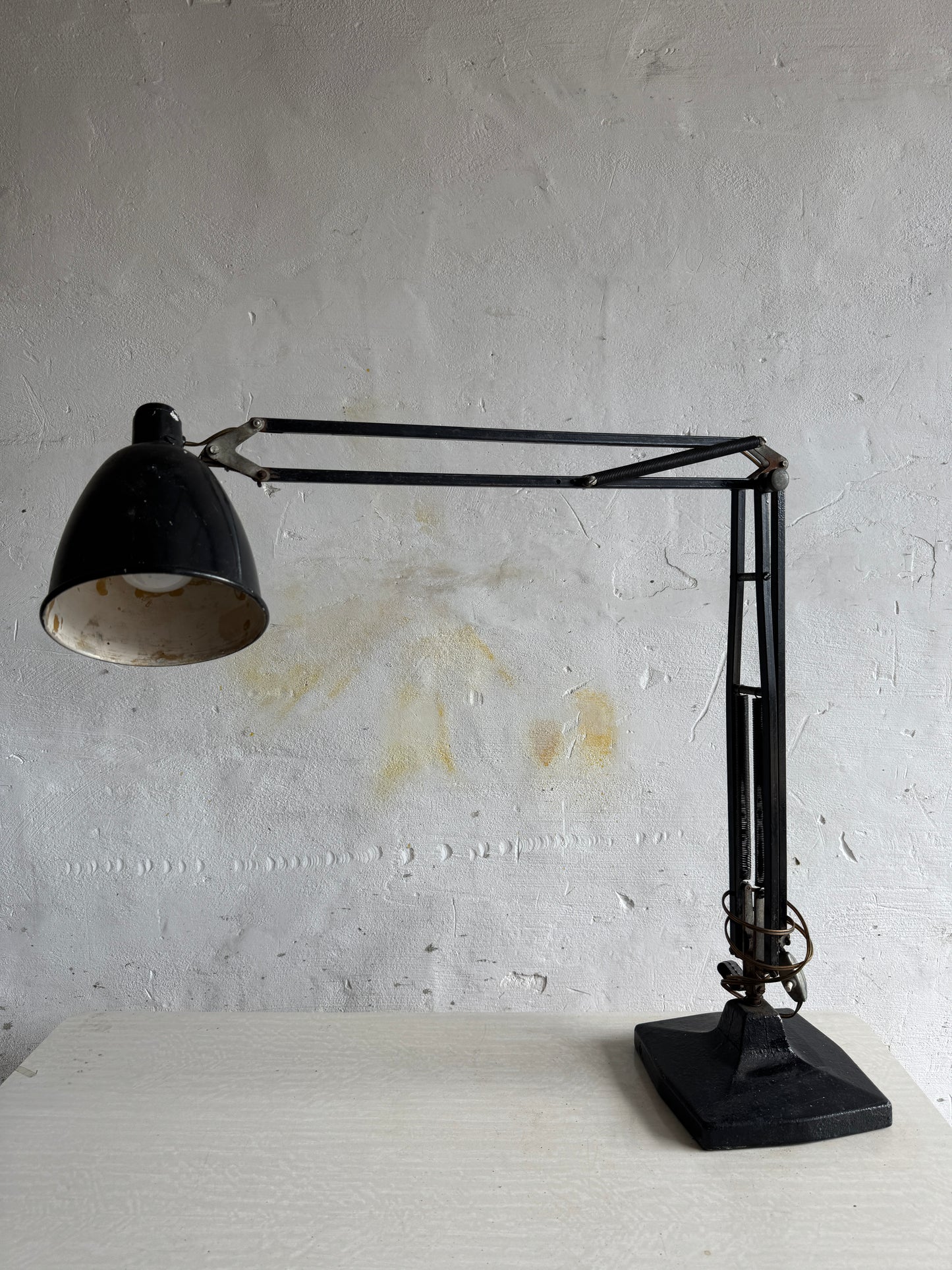 Vintage Industrial Articulated Desk Lamp in Black