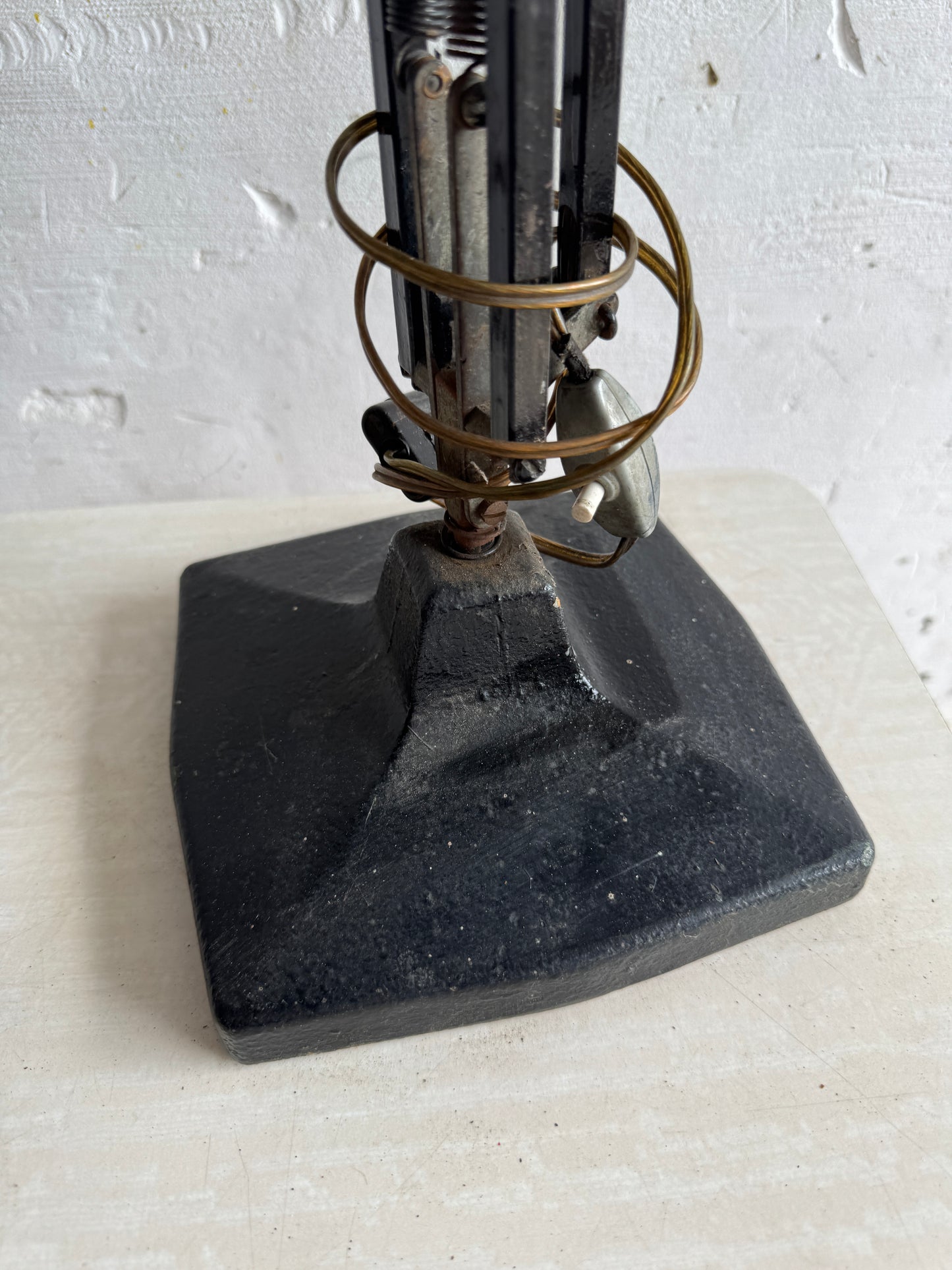 Vintage Industrial Articulated Desk Lamp in Black