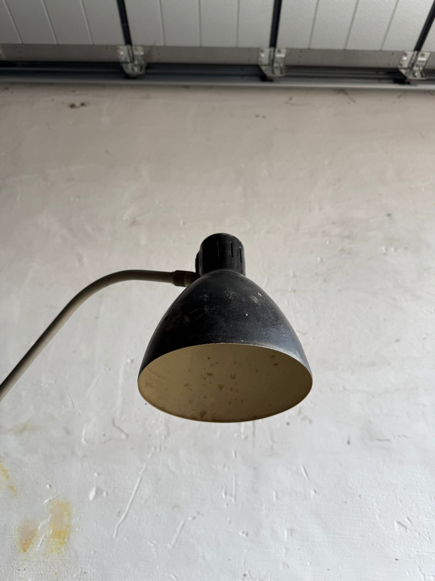 Vintage Black Screw-On Industrial Lamp