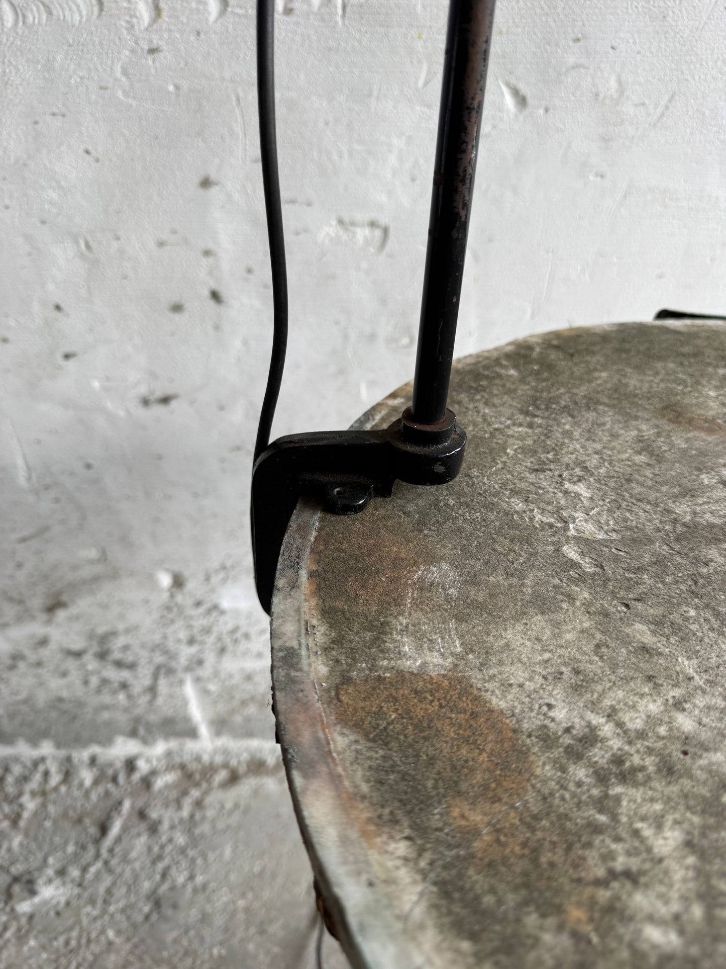 Vintage Black Screw-On Industrial Lamp