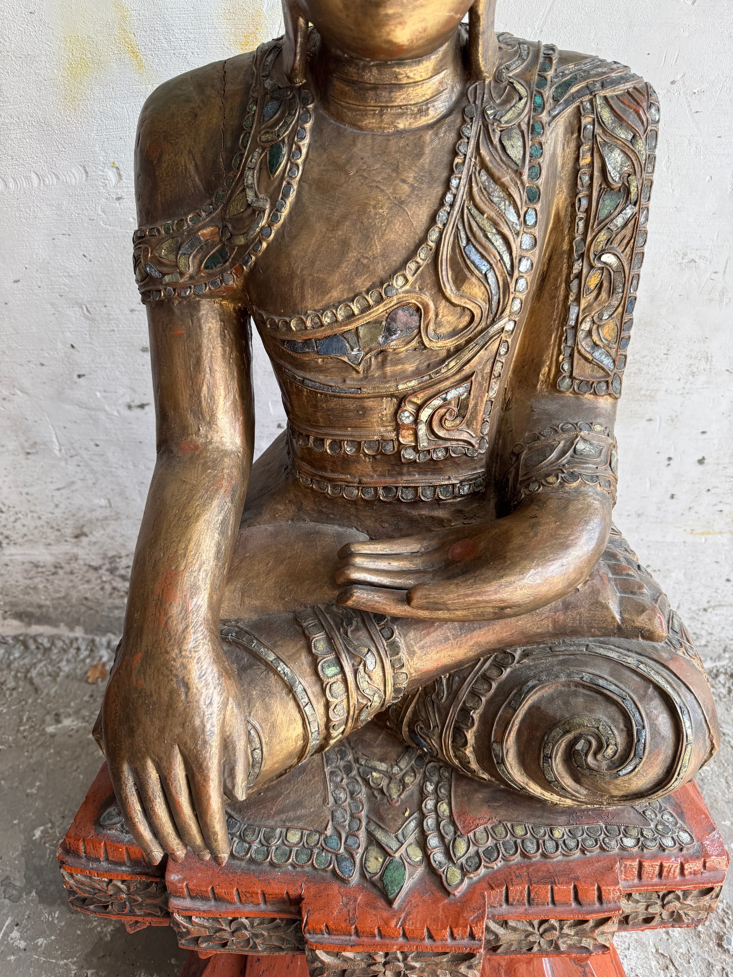 Large Seated Buddha Sculpture on Carved Base – Gilded Wood &amp; Lacquer
