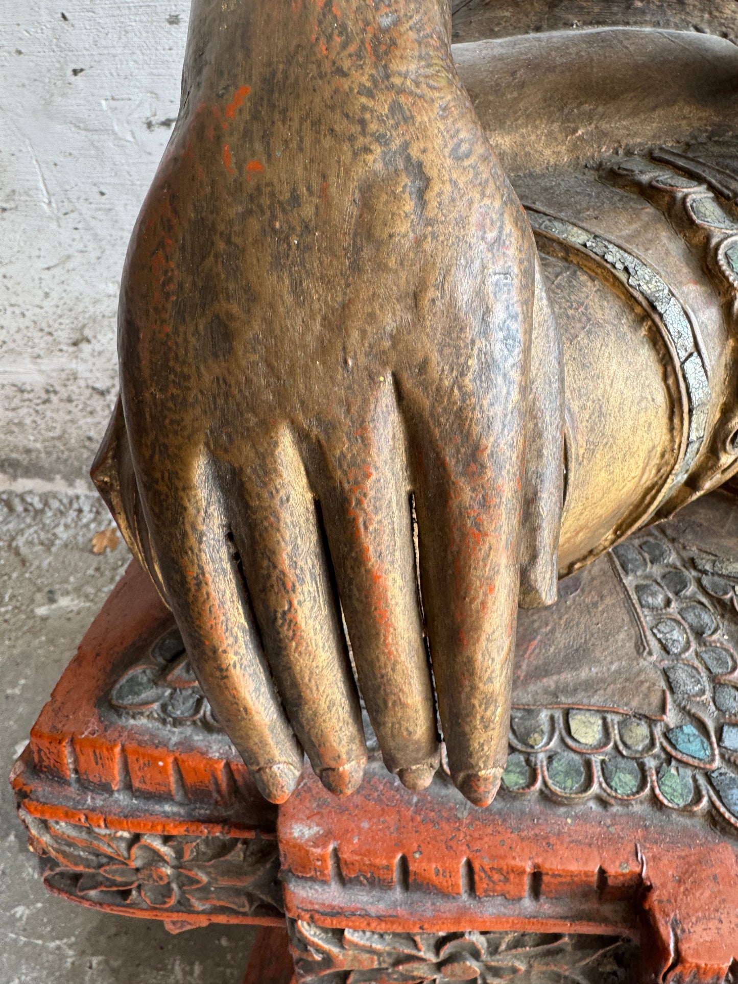 Large Seated Buddha Sculpture on Carved Base – Gilded Wood &amp; Lacquer