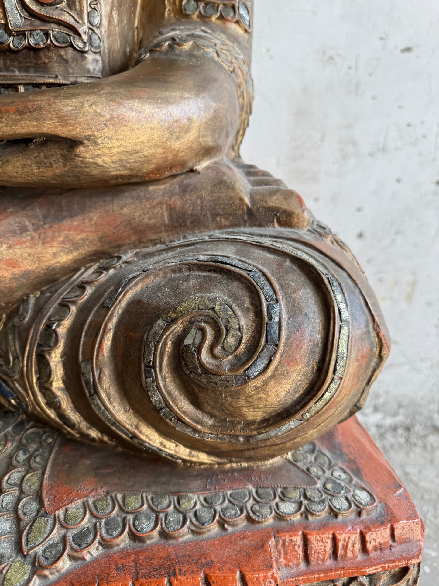 Large Seated Buddha Sculpture on Carved Base – Gilded Wood &amp; Lacquer