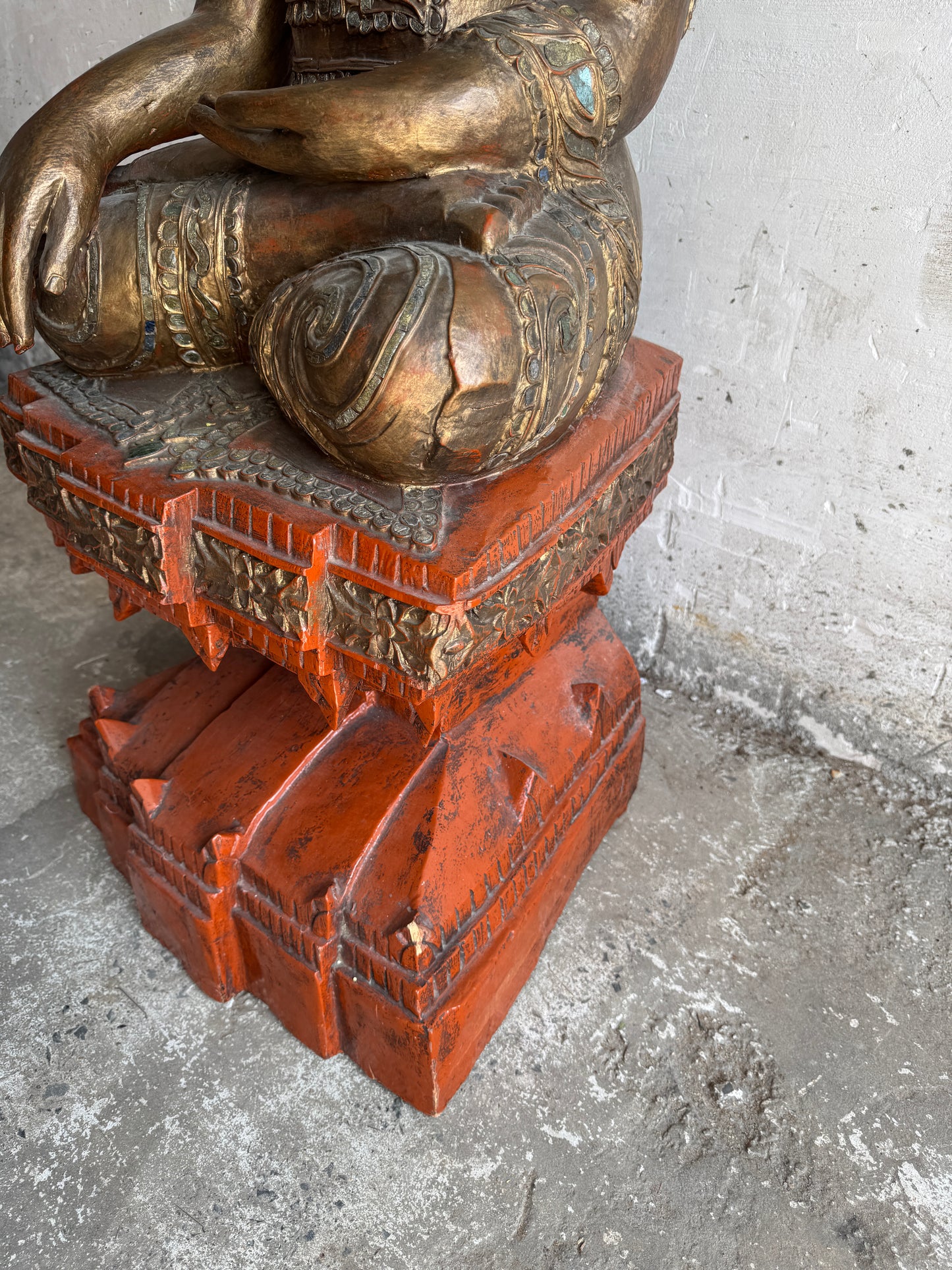 Large Seated Buddha Sculpture on Carved Base – Gilded Wood &amp; Lacquer