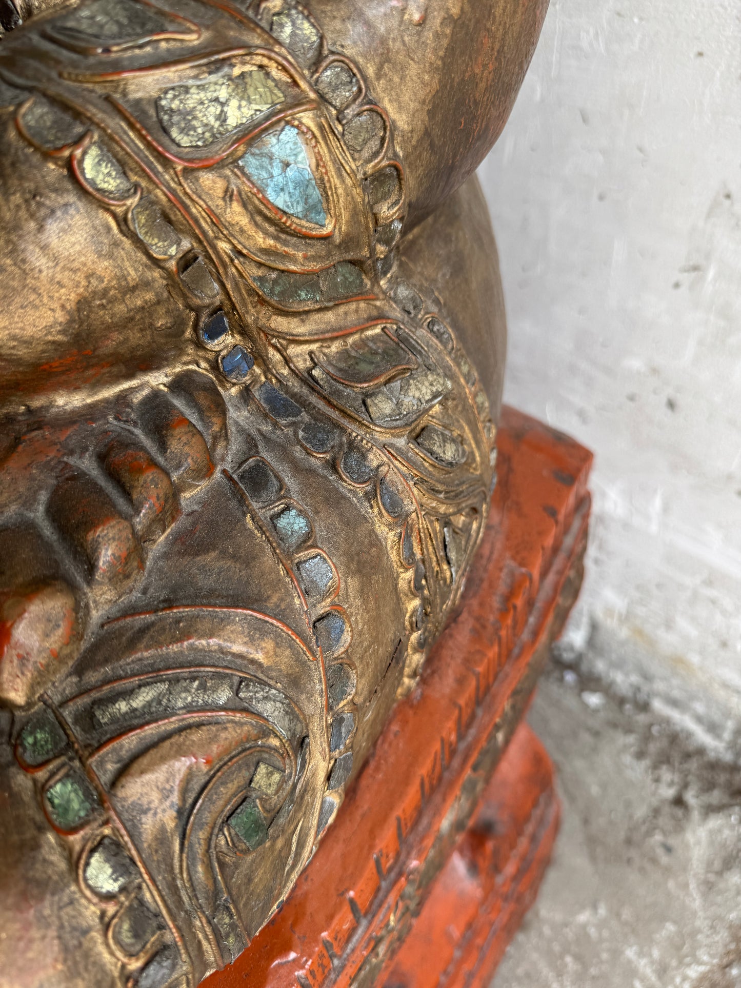 Large Seated Buddha Sculpture on Carved Base – Gilded Wood &amp; Lacquer
