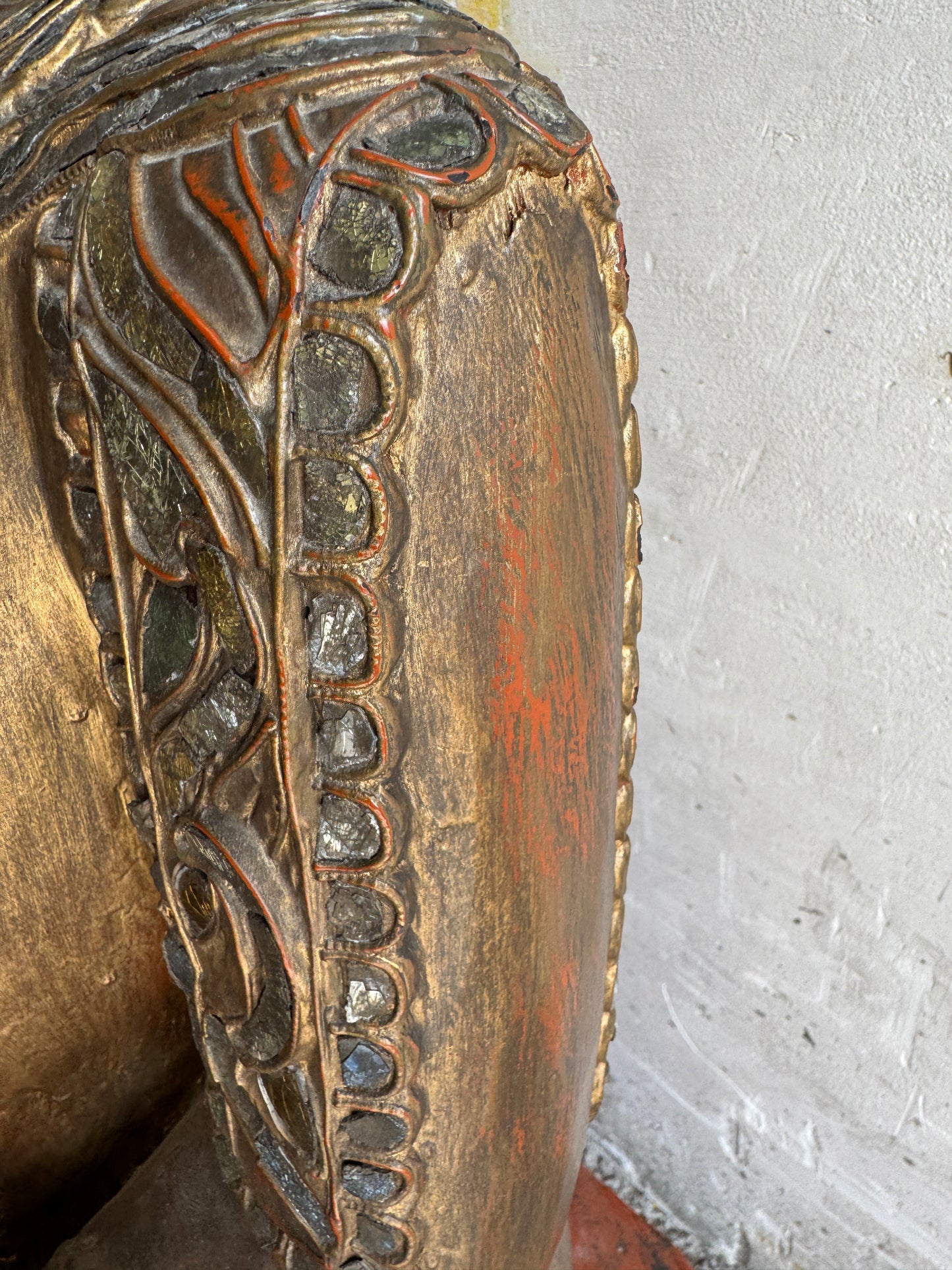 Large Seated Buddha Sculpture on Carved Base – Gilded Wood &amp; Lacquer