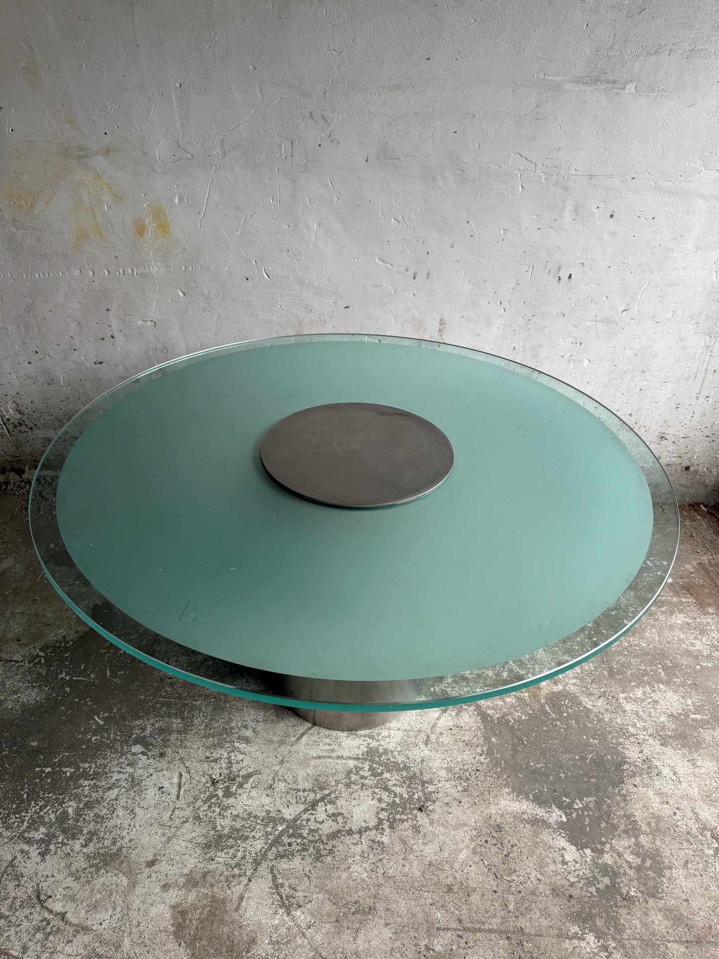 Round Glass Dining Table with Fixed Central Plate – Industrial Modern, 1990s