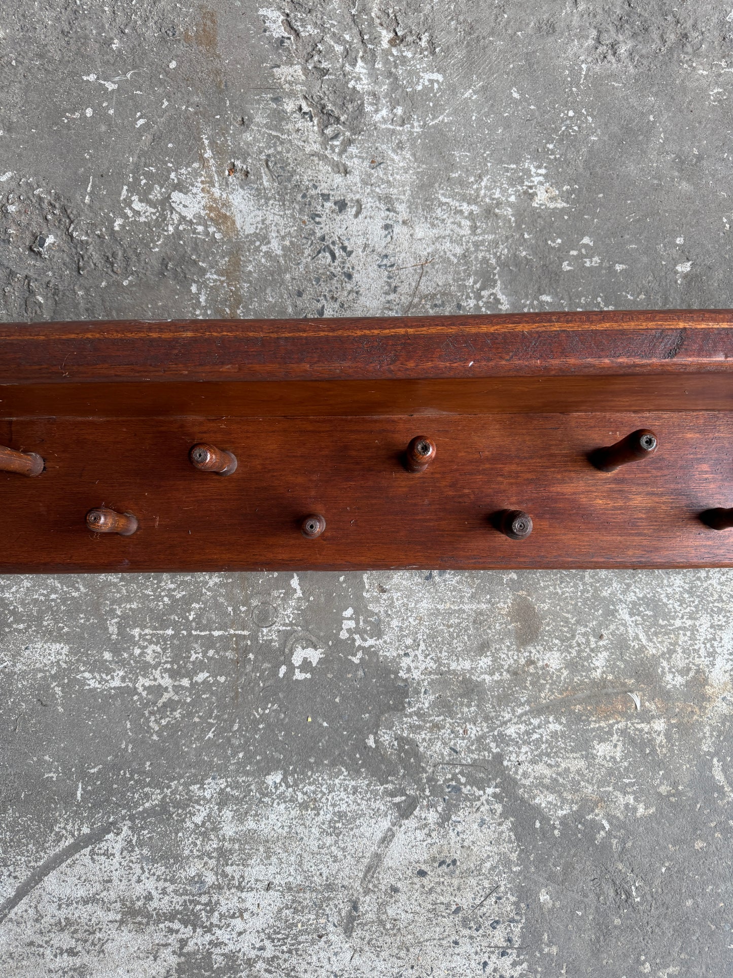 Extra-Long Vintage Wooden Coat Rack with 20 Pegs – Wall-Mounted, Mid-Century