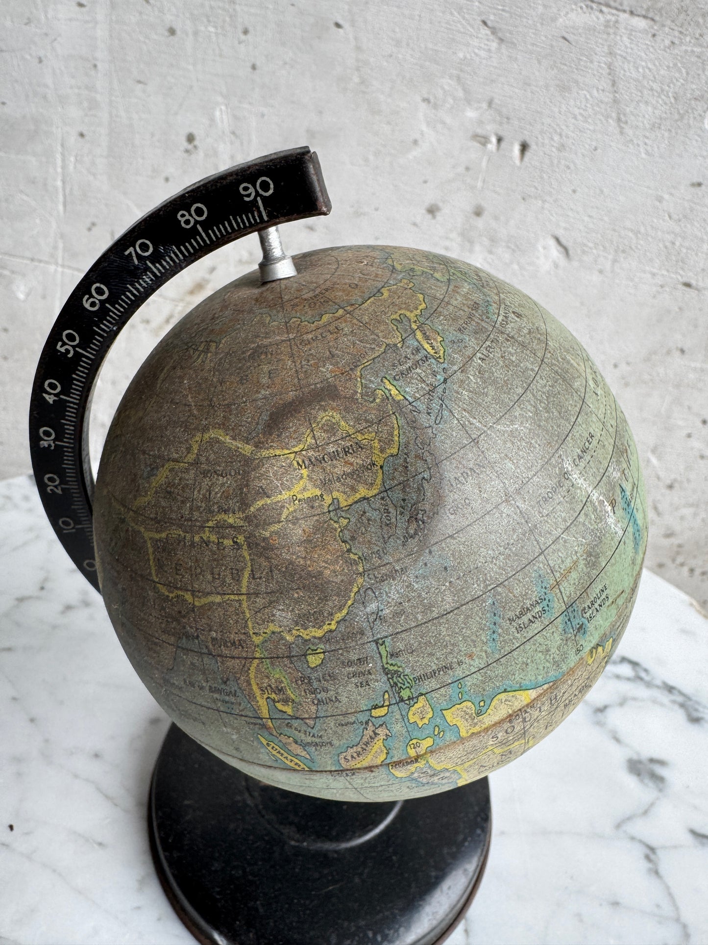 Miniatuur metalen kraterbol van Reliable Series – Gemaakt in Engeland