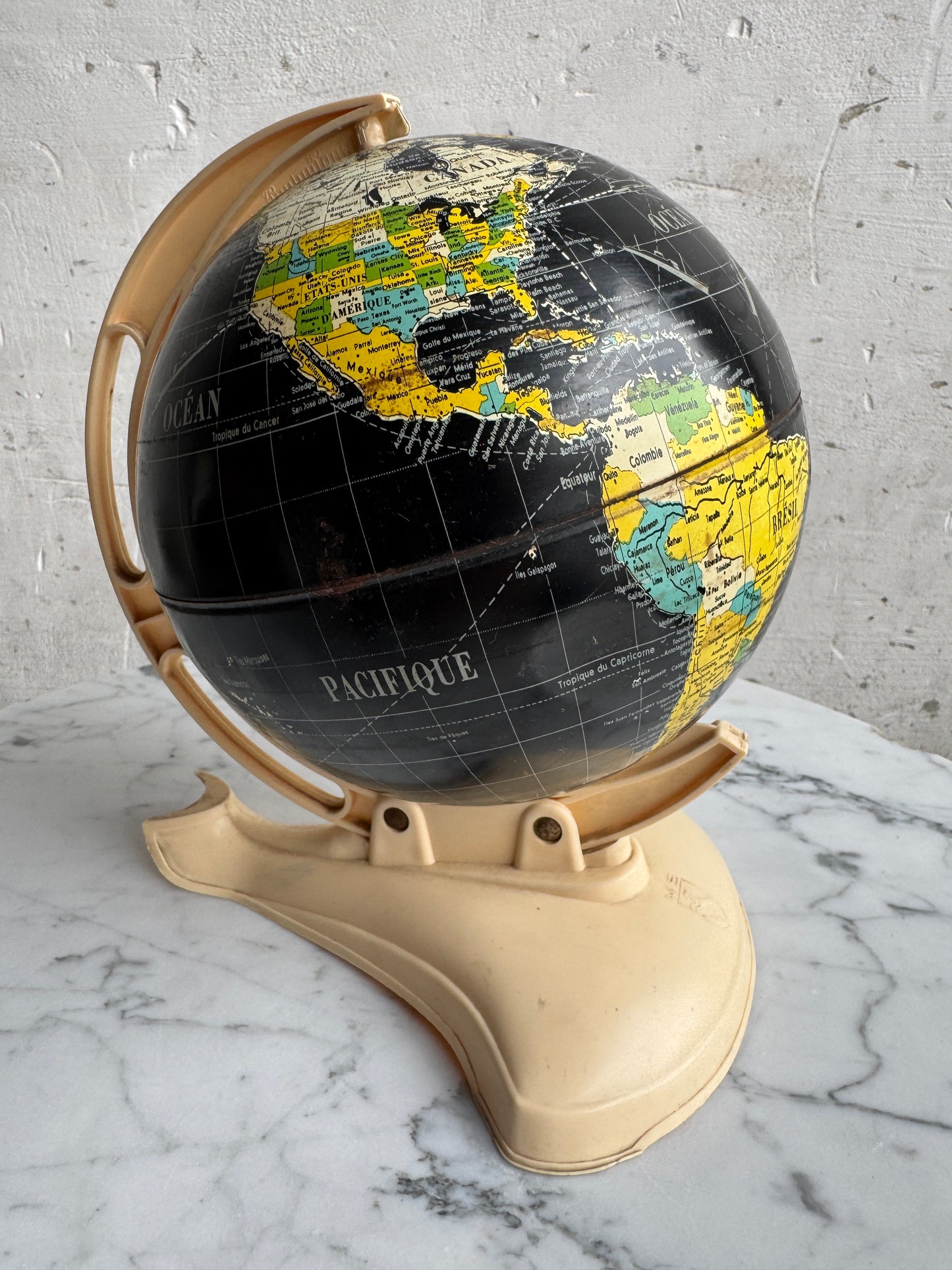 French Vintage School Globe – Black Ocean Model