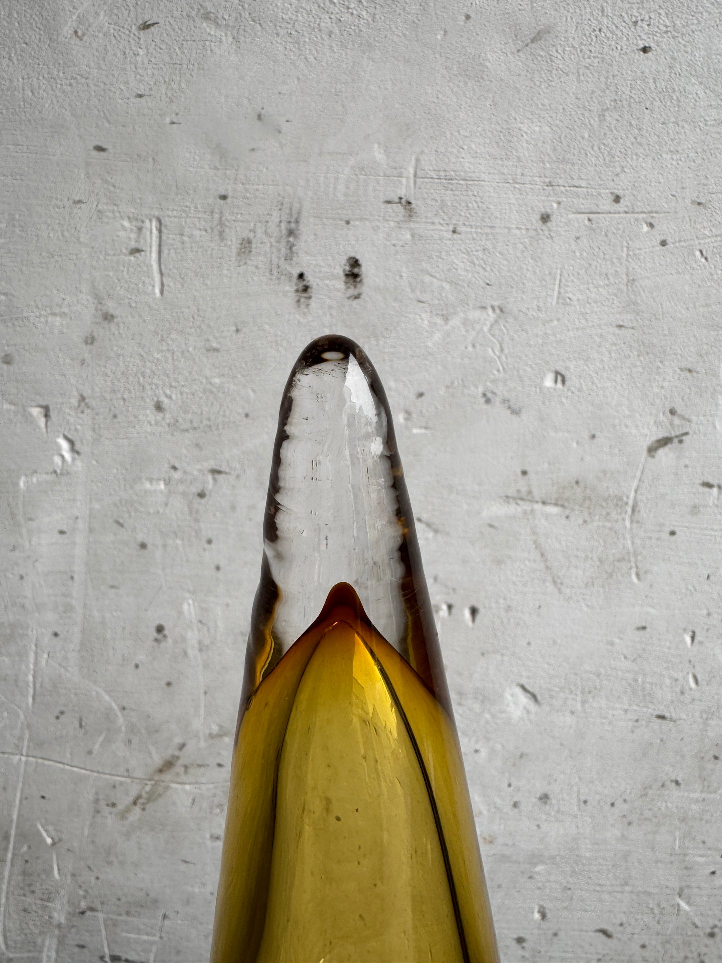 Schott Studio Spinning Top Vase – Honey-Coloured Glass – German Design