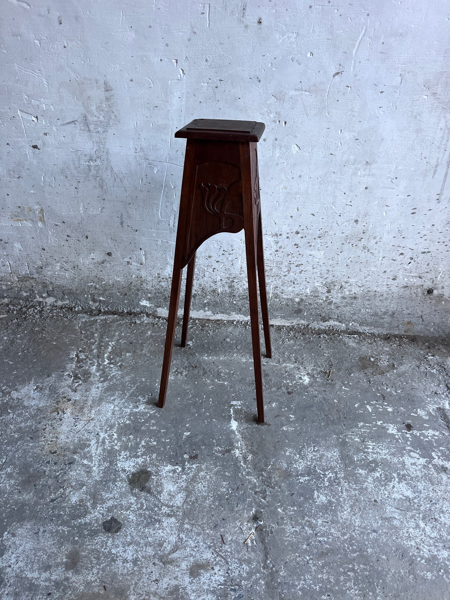 Art Nouveau Carved Wooden Plant Stand, circa 1910