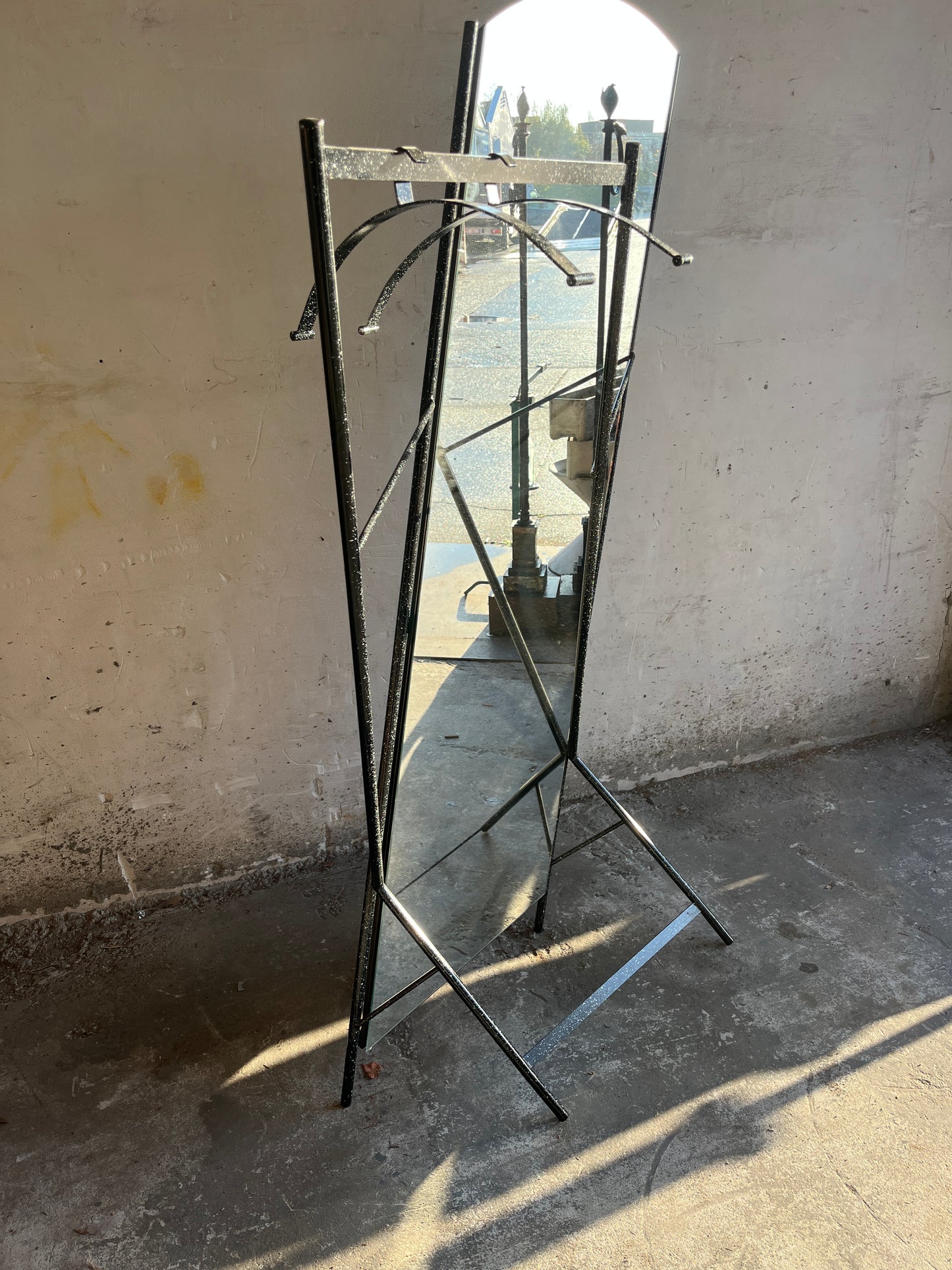 Memphis-Style Metal Mirror Coat Stand (1980s)