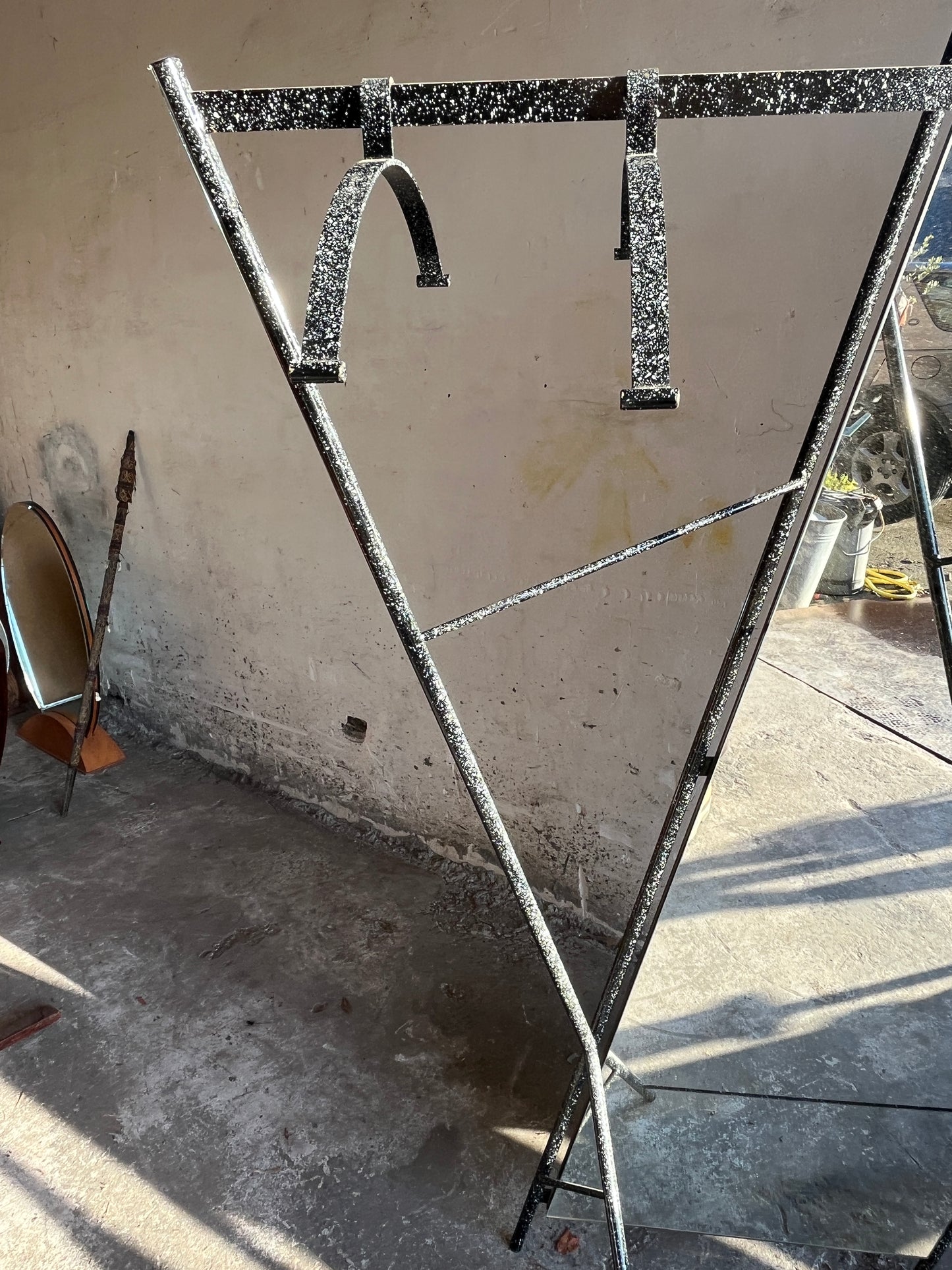 Memphis-Style Metal Mirror Coat Stand (1980s)