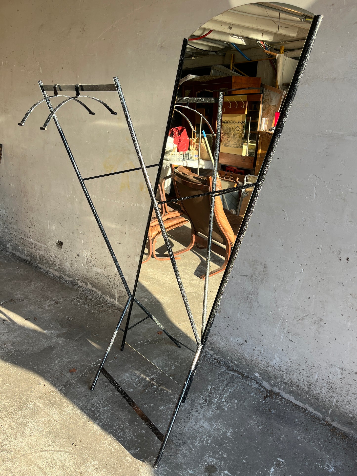 Memphis-Style Metal Mirror Coat Stand (1980s)