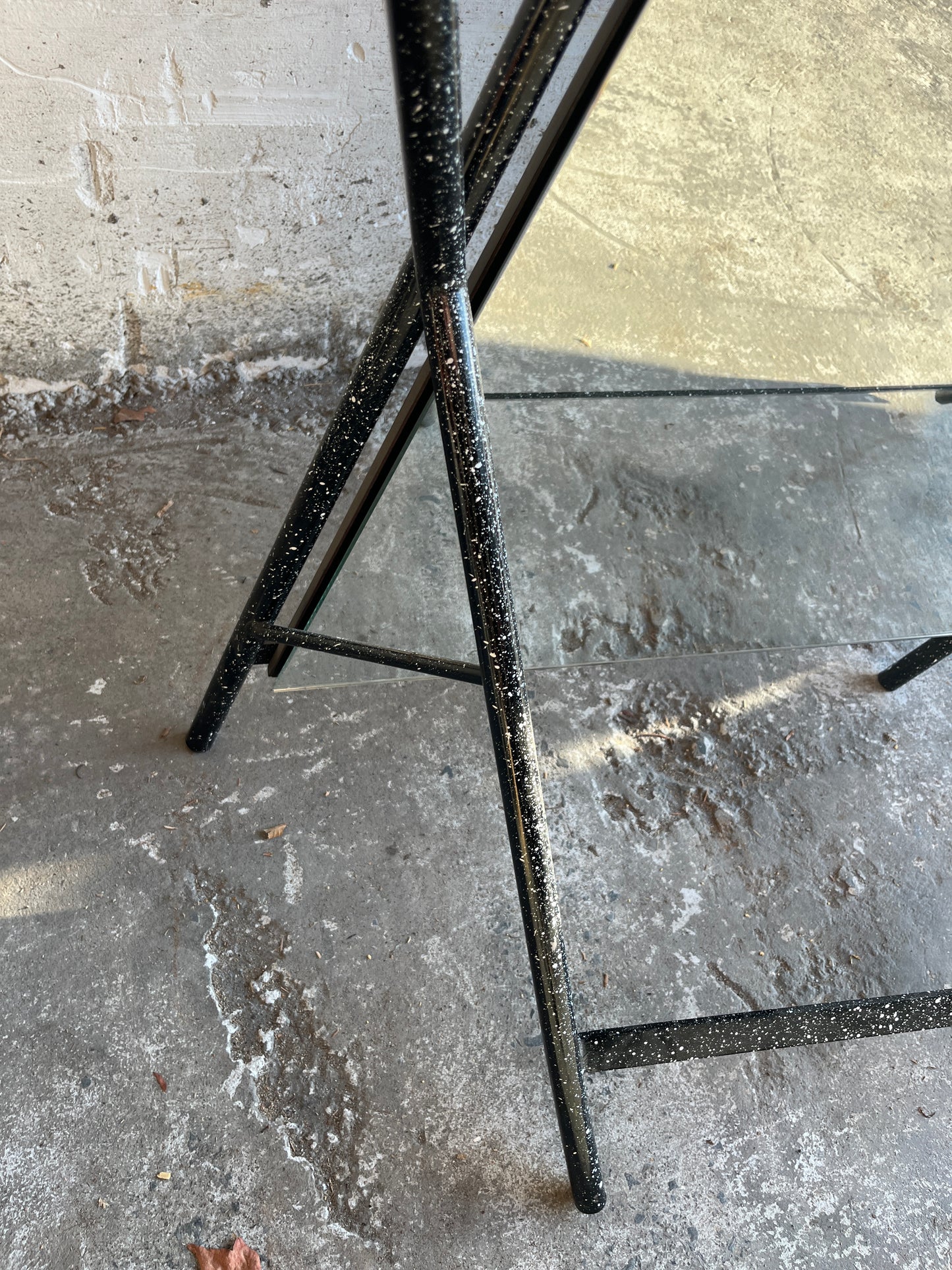 Memphis-Style Metal Mirror Coat Stand (1980s)