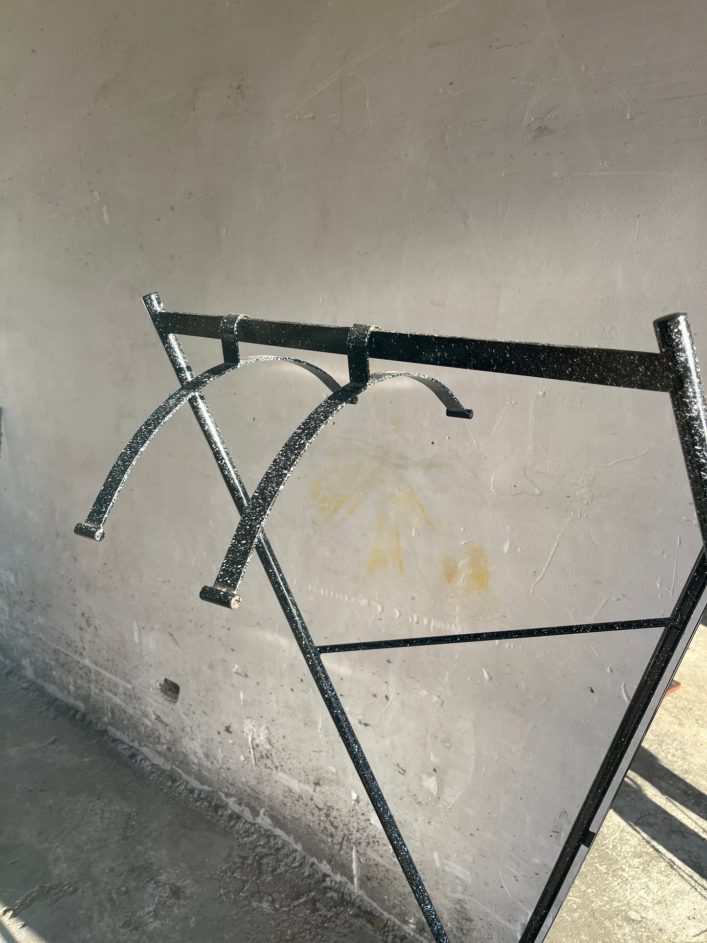 Memphis-Style Metal Mirror Coat Stand (1980s)