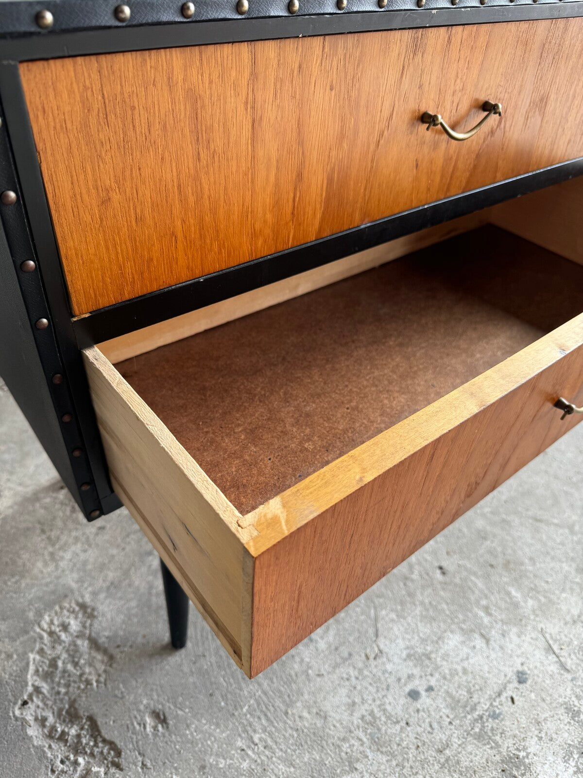 Vintage IKEA ladekastje in teak en kunstleder (1960s)