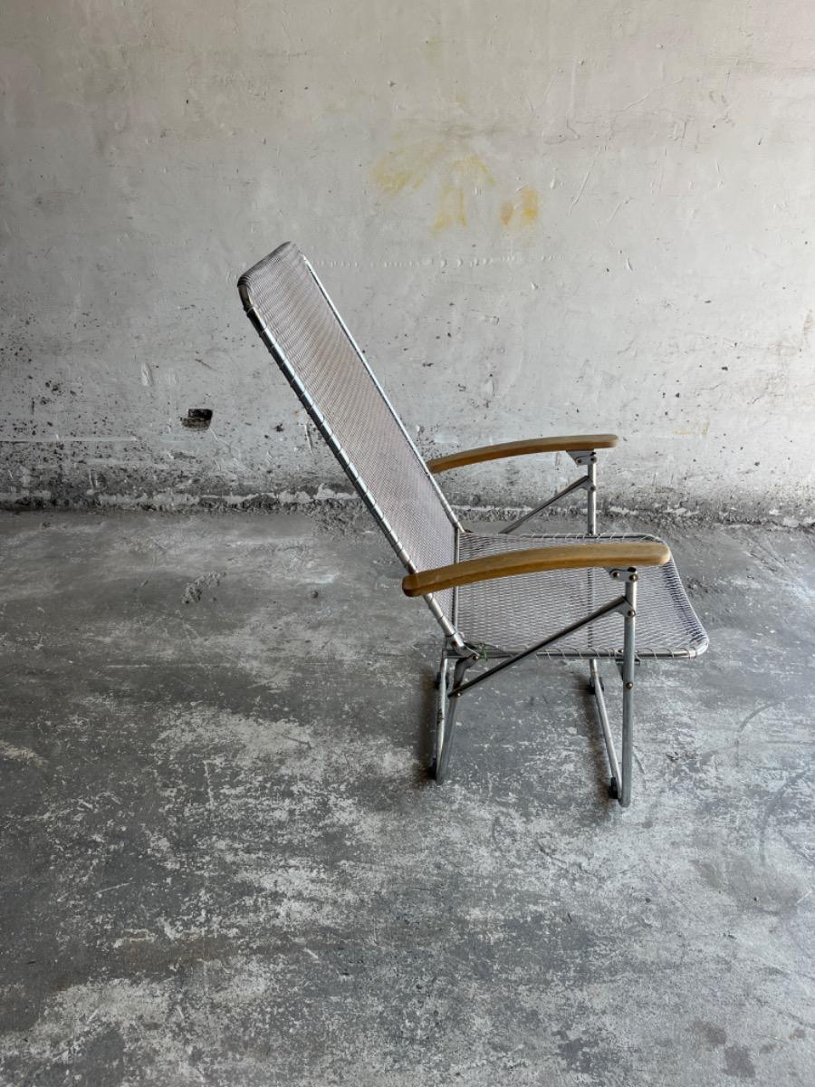 2 vintage aluminium wirefolding chairs