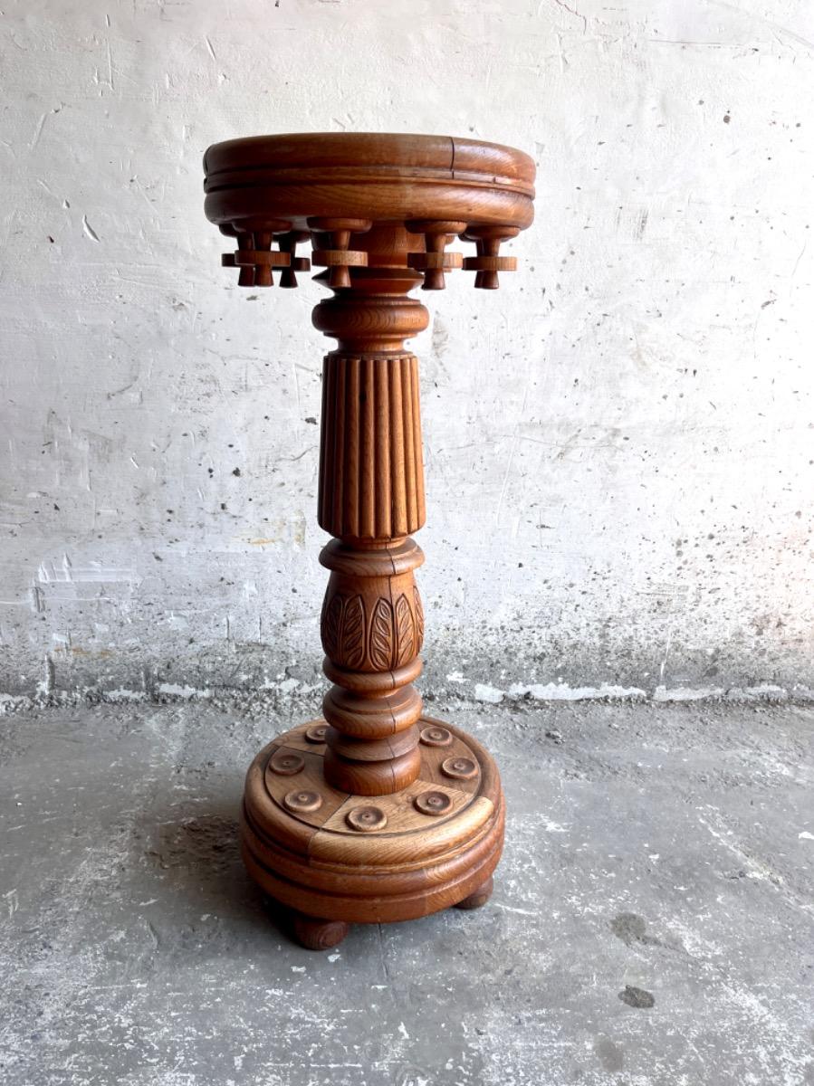 Decorative oak wooden Pilar, 20thcentury