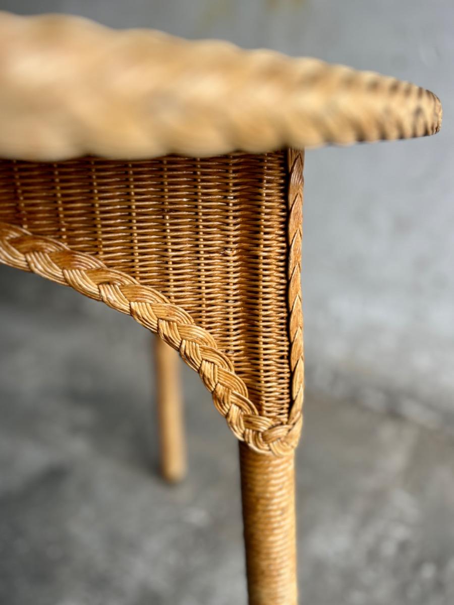 Lloyd loom rattan round table by Vincent Sheppard 