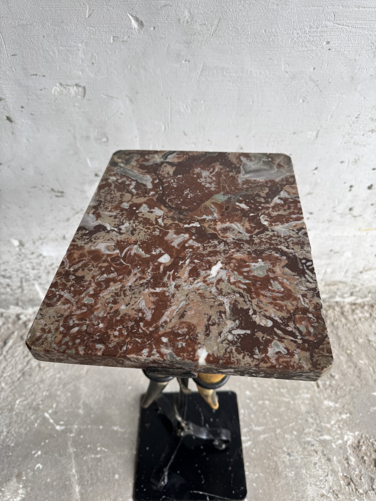 Marble Top Side Table with Sculptural Horn Base