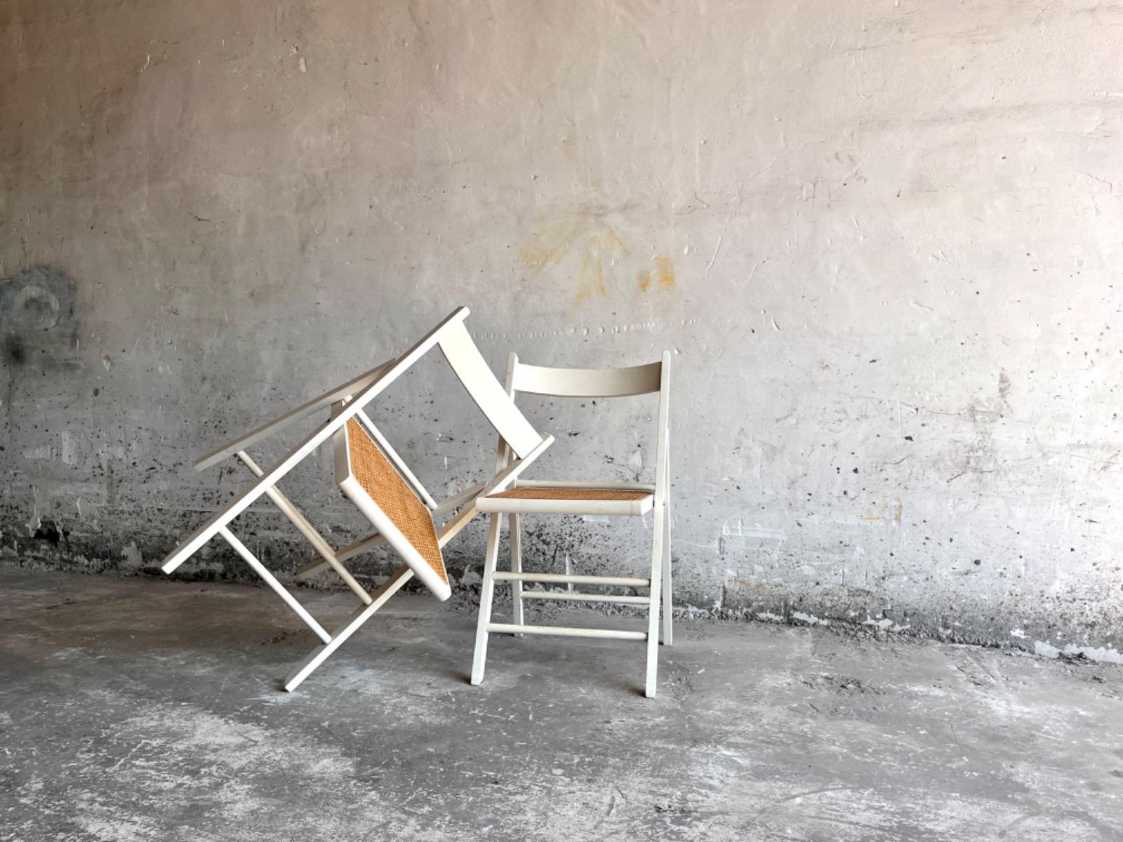 Mid-century white folding dining chair, Italy 1970s