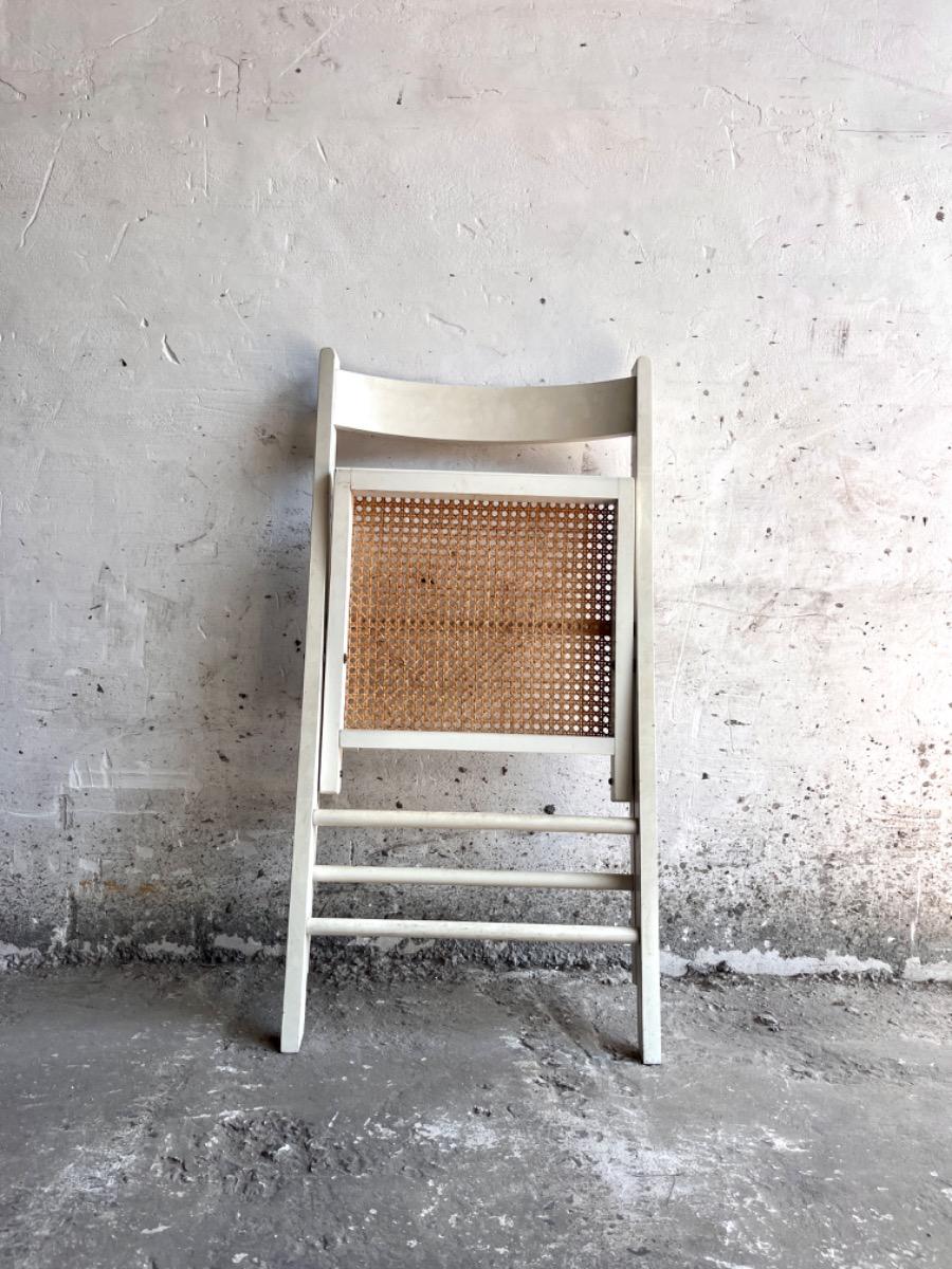 Mid-century white folding dining chair, Italy 1970s