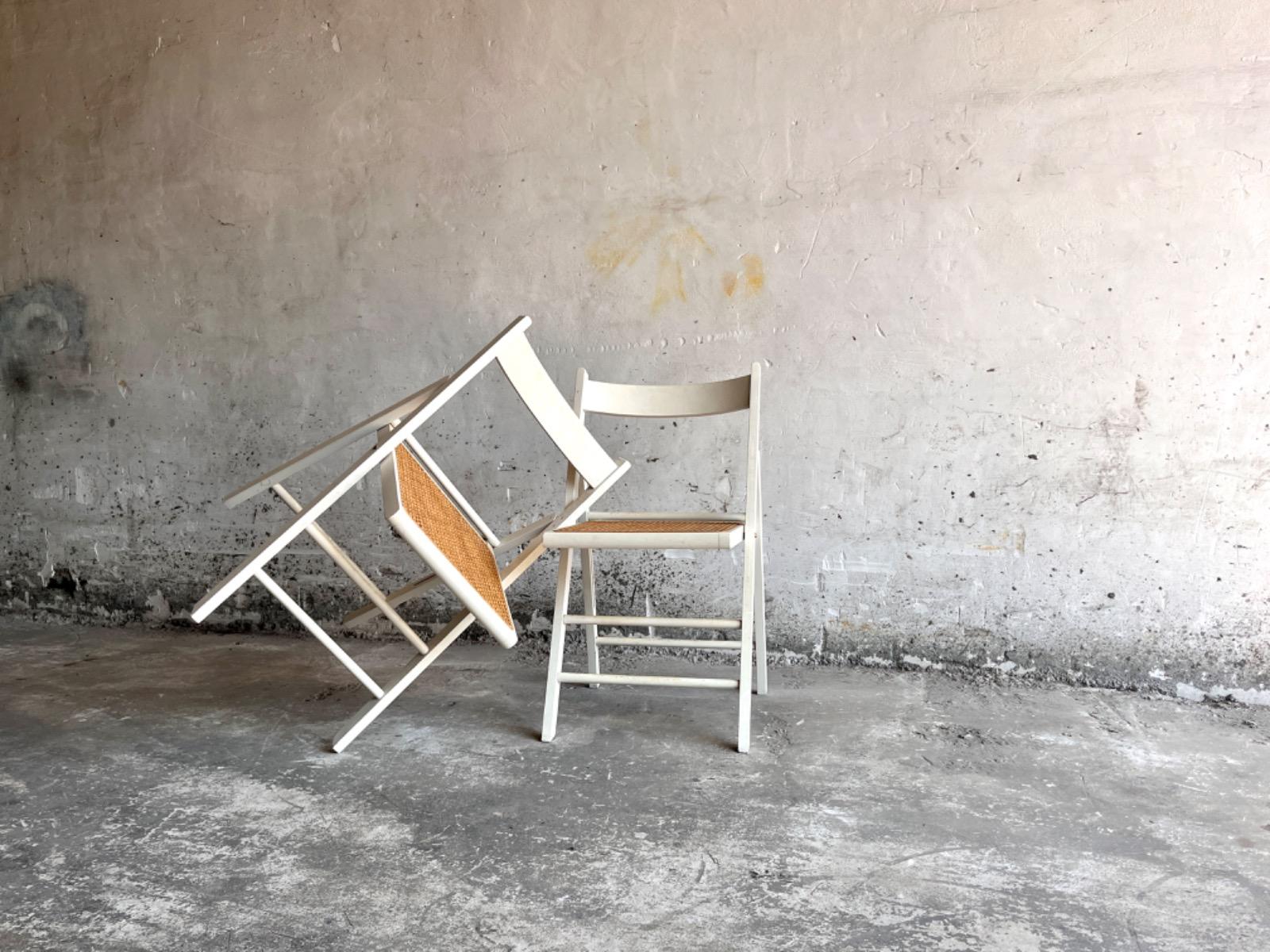 Mid-century white folding dining chair, Italy 1970s