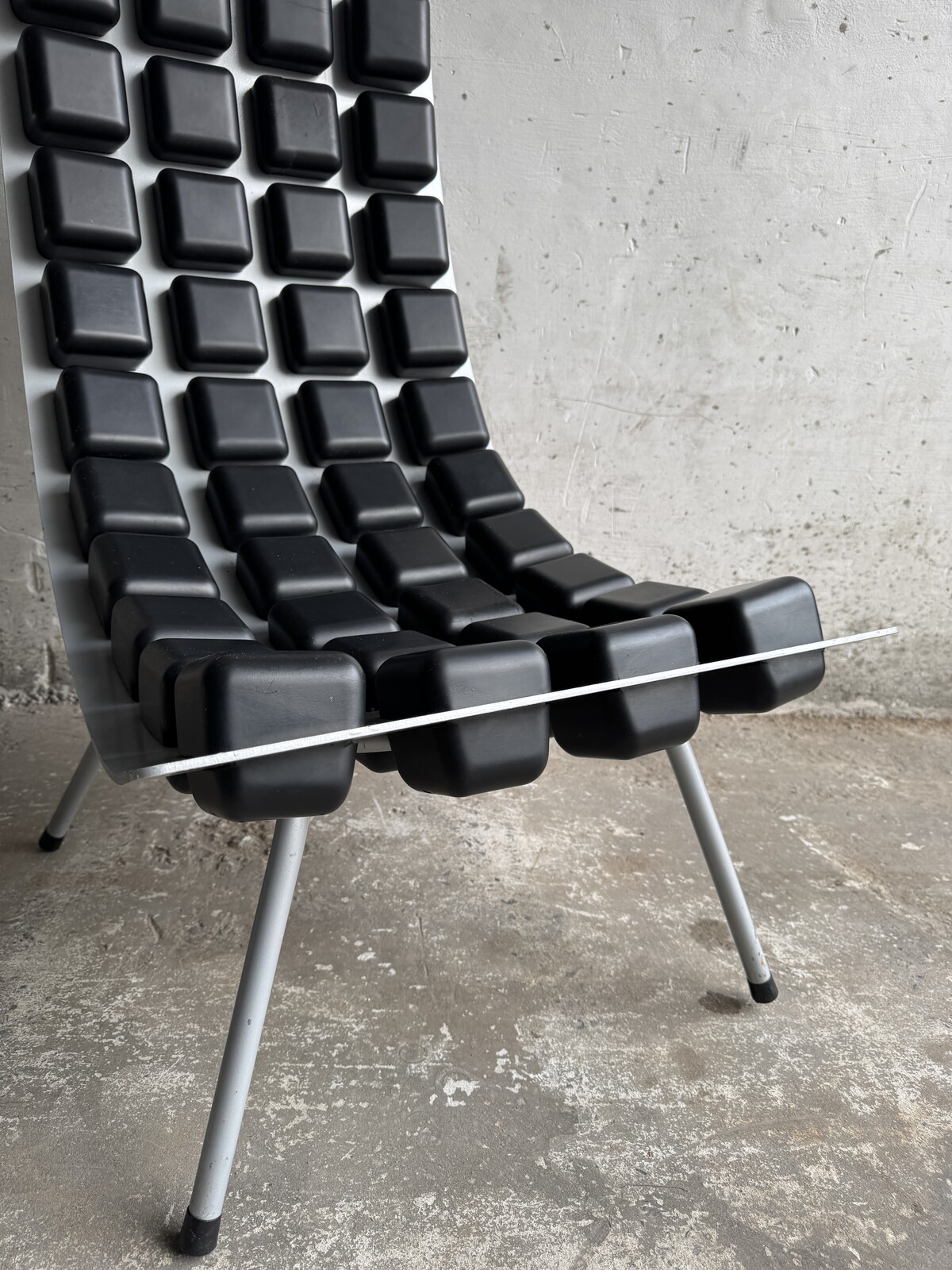 Missy Lounge Chair by Sven-Anwar Bibi, Mark Gutjahr, and Jörg Zimmermann (2001)